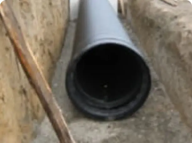 国道雨水排水管の縦断管に利用